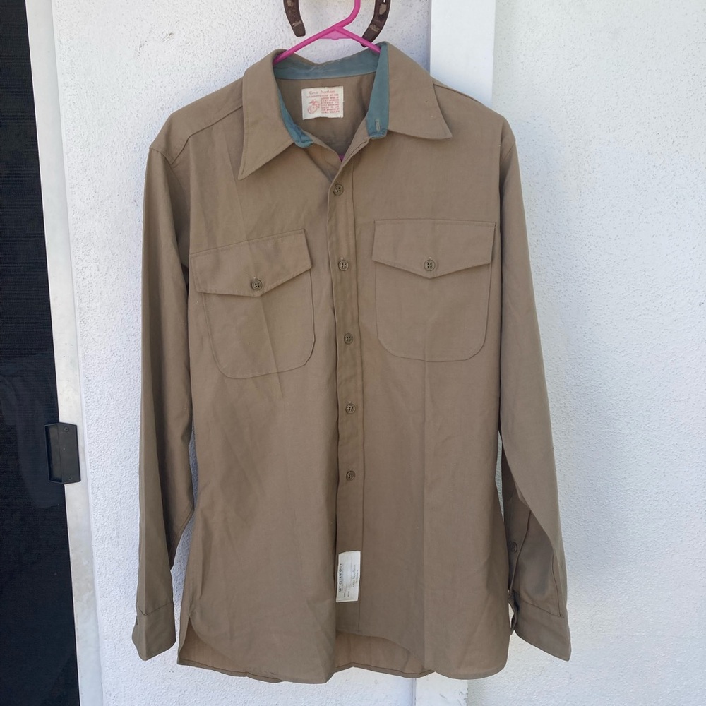 Vintage USMC Men's Great Northern Marine Corps Khaki Button Up Shirt (S/M)
